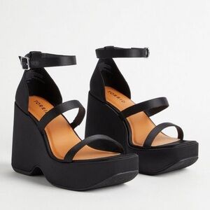 New Torrid Triple Band Wedge Sandal